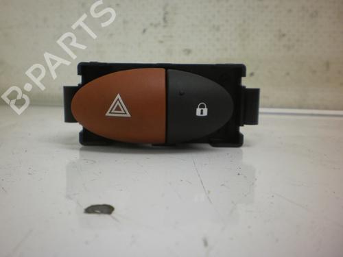 warning-switch-renault-twingo-ii-cn0_-15-dci-90-e3160101-2007-13187521 main image