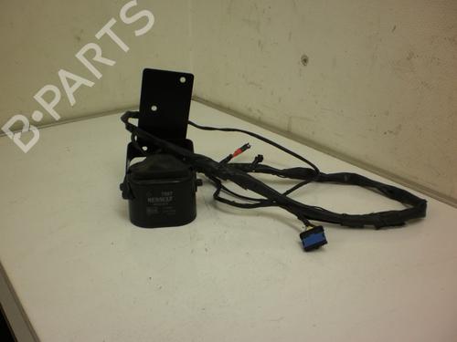 Used Electronic module Electronic module RENAULT SCÉNIC II (JM0/1_) 1.5 dCi (JM1F) (86 hp) 21108012 21108012