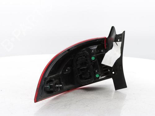 Right taillight RENAULT CLIO IV Grandtour (KH_) 0.9 TCe 90 | BP30757143C35