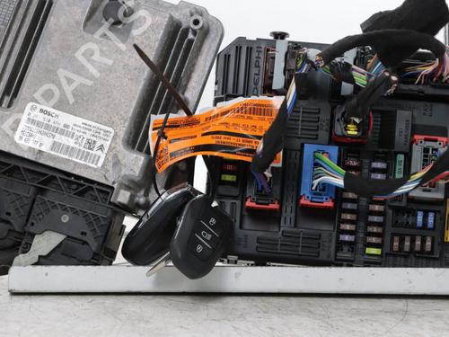 Used Engine control unit (ECU) Engine control unit (ECU) 36089865 36089865