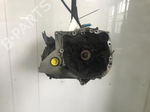 Used Gearbox Gearbox RENAULT CLIO III (BR0/1, CR0/1) 1.2 16V (BR02, BR0J, BR11, CR02, CR0J, CR11) (75 hp) 40586362 40586362