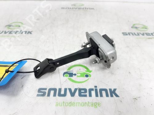 front-left-lock-peugeot-2008-i-cu_-12-thp-110-puretech-110-9671891380-2013-16099334 main image