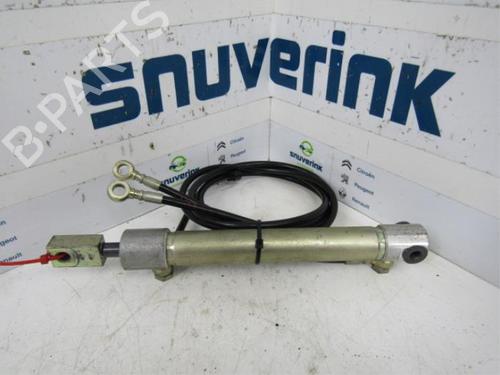 Used Other Other PEUGEOT 206 CC (2D) 1.6 16V (2DNFUF, 2DNFUR) (109 hp) 40592874 40592874