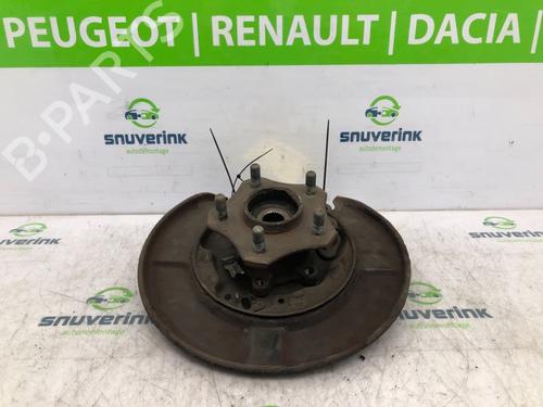 Used Right rear steering knuckle RENAULT KOLEOS I (HY_) 2.5 4x4 (HY0C, HY0N) (171 hp) 18247323