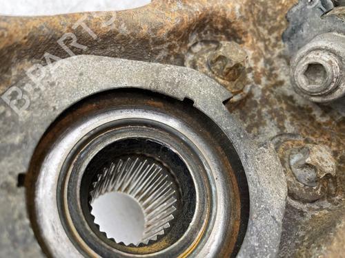 Left front steering knuckle RENAULT TRAFIC III Van (FG_) 2.0 dCi 130 (FGMY) | BP25526903M25 - Image 3