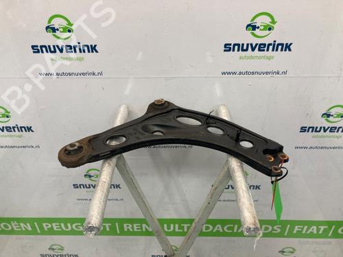 Used Right front suspension arm OPEL VIVARO B Van (X82) 1.6 CDTI (05) (120 hp) 22393073