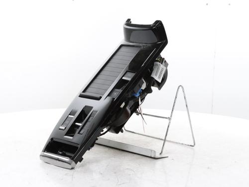Middle console CITROËN C4 III (BA_, BB_, BC_) ë-C4 (BCZKXC, BZCKSC) | BP38110604I22 - Image 2