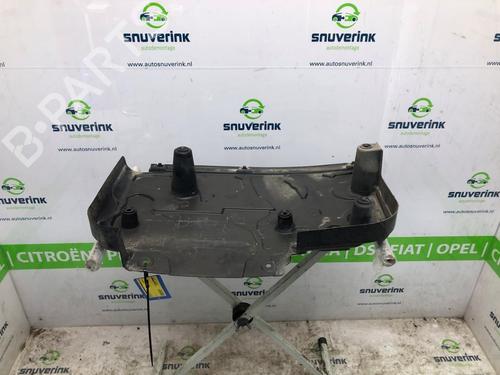 Used Underbody protection PEUGEOT 308 SW II (LC_, LJ_, LR_, LX_, L4_) 1.6 BlueHDi 120 (120 hp) 18707675