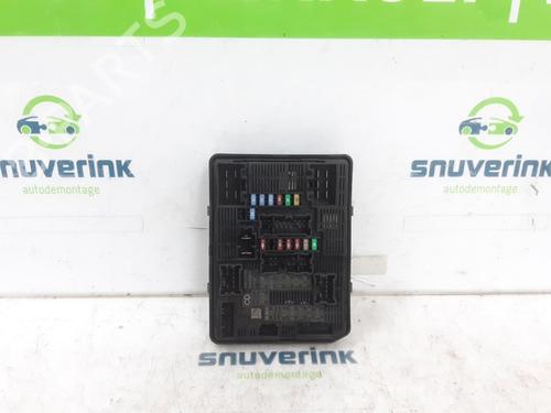 Used Fuse box Fuse box 22218908 22218908