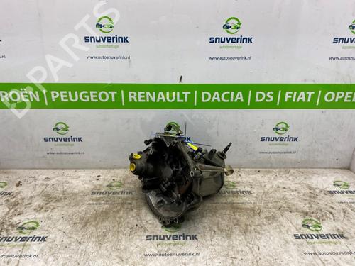 Getriebe für PEUGEOT 206 Hatchback (2A/C) 1.4 i (75 hp) 17223829