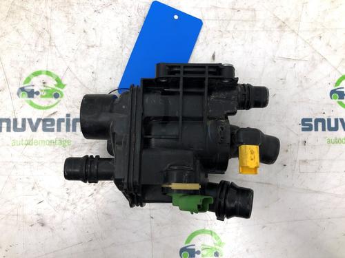 Used Thermostat housing Thermostat housing PEUGEOT 208 II (UB_, UP_, UW_, UJ_) 1.2 PureTech 100 (101 hp) 19490073 19490073