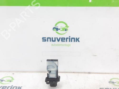 Used Mass air flow sensor Mass air flow sensor RENAULT AUSTRAL E-TECH 200 Hybrid (HGM2) (199 hp) 40542173 40542173