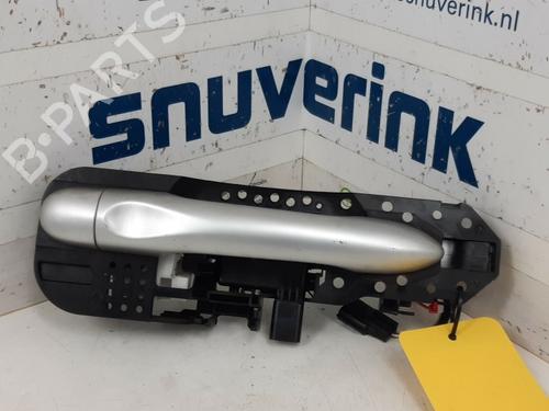 Høyre foran utvendig håndtak RENAULT SCÉNIC III (JZ0/1_) 1.4 16V (JZ0F, JZ1V) (131 hp) 10798128