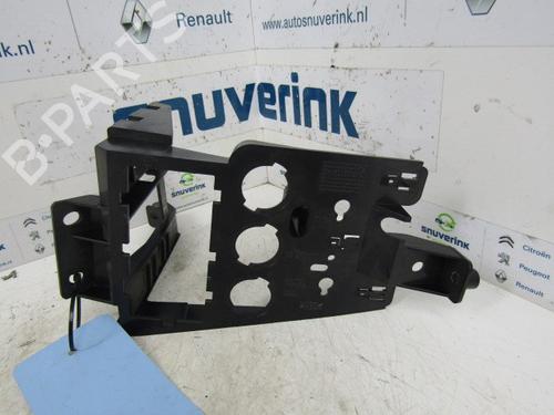 Fuse box PEUGEOT 106 II (1A_, 1C_) 1.1 i | BP17027183E1 
