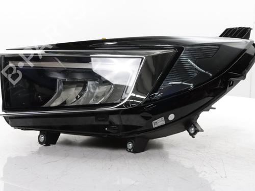 Used Left headlight OPEL GRANDLAND / GRANDLAND X (A18, P1UO) 1.6 Turbo Hybrid (224 hp) 31049920