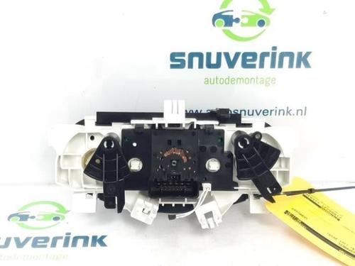 Climate control RENAULT TWINGO III (BCM_, BCA_) 1.0 SCe 70 | BP40576917I5 - Image 2