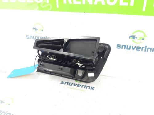 Air vent PEUGEOT 5008 (0U_, 0E_) 1.6 HDi | BP16253147I21