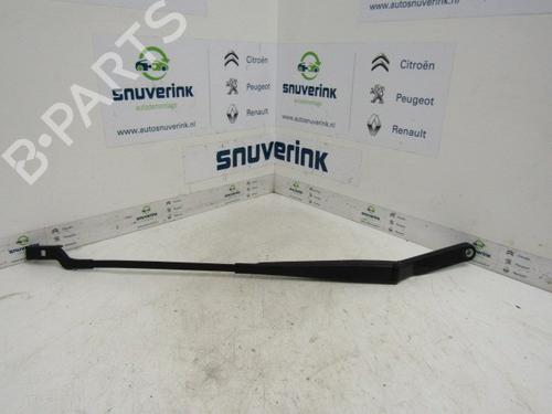 Used Front windshield wiper arm PEUGEOT 308 I (4A_, 4C_) 1.6 16V (120 hp) 21111220