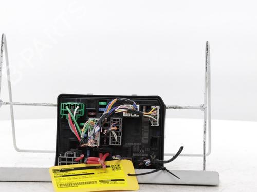 Used Fuse box RENAULT ARKANA I (LCM_, LDN_) 1.6 E-TECH 145 (LDMU) (143 hp) 30758299