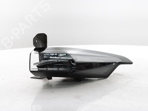 Used Right taillight Right taillight PEUGEOT 408 II (FP_, F3_, FM_) Hybrid 136 (FPHPYC) (136 hp) 40048496 40048496