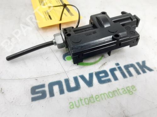 Used Fuel door actuator RENAULT TALISMAN (LP_) 1.6 TCe 150 (150 hp) 24160336
