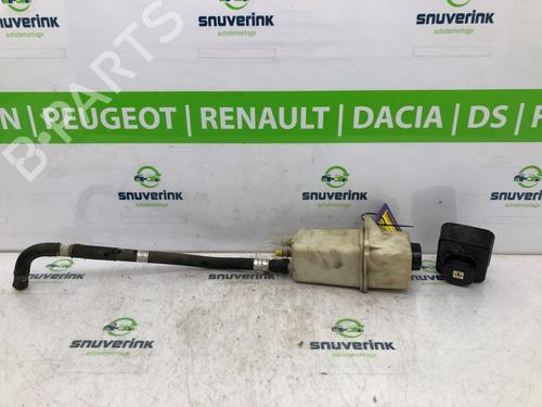 Used Power steering reservoir FIAT DUCATO Van (250_) 115 Multijet 2,0 D (116 hp) 23123228