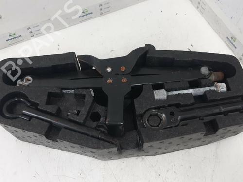 Reservehjul kit RENAULT SCÉNIC I MPV (JA0/1_, FA0_) 2.0 16V RX4 | BP30757434C119