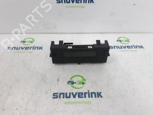 Pantalla multifuncion RENAULT MEGANE II Estate (KM0/1_) 1.6 16V (112 hp) 10806914
