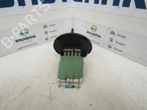 Used Heater resistor CITROËN C3 II (SC_) 1.4 (73 hp) 13404279