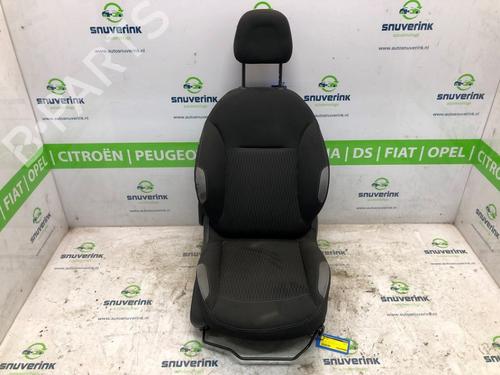 Used Right front seat Right front seat 18301039 18301039