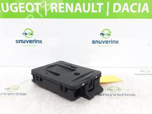 Porta-luvas RENAULT ARKANA I (LCM_, LDN_) 1.6 E-TECH 145 (LDMU) (143 hp) 243806085R | 929184198R