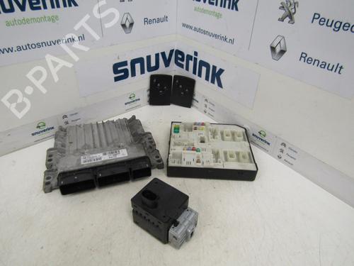 Used Engine control unit (ECU) RENAULT MEGANE III Grandtour (KZ0/1) 1.5 dCi (KZ09, KZ0D, KZ1G, KZ29, KZ14, KZ1W, KZ10, KZ1F,... (110 hp) 17190661