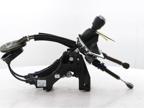 Used Gear lever Gear lever RENAULT CLIO V (B7_) 1.0 LPG (B7MT) (101 hp) 40586236 40586236