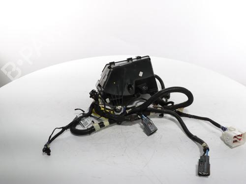 Fuse box VOLVO EX40 (536) EV | BP27971169E1 - Image 3