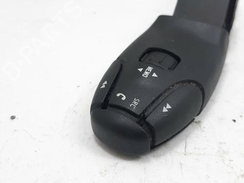 Used Steering wheel controls Steering wheel controls 22542146 22542146