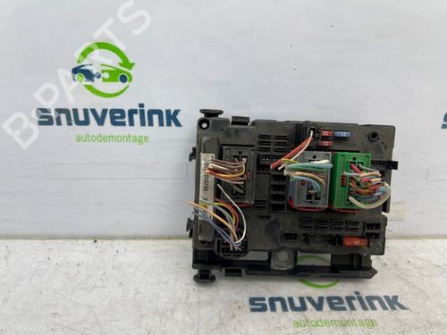 Used Fuse box PEUGEOT 307 (3A/C) 1.6 16V (109 hp) 29899321