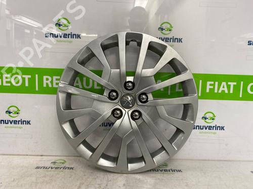 Enjoliveurs de roue PEUGEOT 3008 II SUV (MC_, MR_, MJ_, M4_) 1.2 THP/ PureTech 130 (MRHNSM, MRHNSU, MRHNSJ, MRHNYW,... (131 hp) 21193923