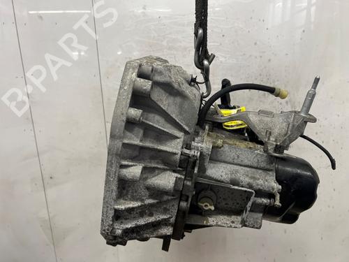 Used Gearbox RENAULT CAPTUR I (J5_, H5_) 0.9 TCe 90 (90 hp) 31592314
