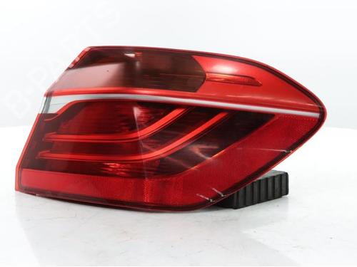 right-taillight-bmw-2-active-tourer-f45-2013-2014-2015-2016-2017-2018-2019-2020-2021-40297642 main image