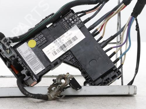 Used Fuse box Fuse box 34566998 34566998