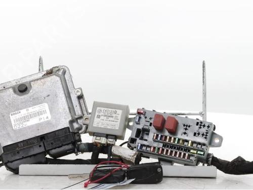 Used Engine control unit (ECU) Engine control unit (ECU) PEUGEOT BOXER Van (244) 2.2 HDi (101 hp) 30866804 30866804