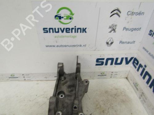 Used Support CITROËN BERLINGO / BERLINGO FIRST Box Body/MPV (M_) 2.0 HDI 90 (MBRHY, MCRHY) (90 hp) 13189395