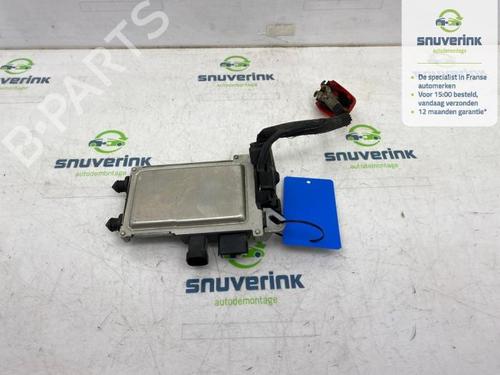 Used Start/Stop ECU Start/Stop ECU PEUGEOT 3008 II SUV (MC_, MR_, MJ_, M4_) 1.2 THP/ PureTech 130 (MRHNSM, MRHNSU, MRHNSJ, MRHNYW,... (131 hp) 40580094 40580094