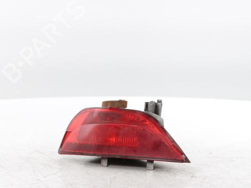 rear-fog-light-renault-megane-iv-grandtour-k9amn_-2016-30866827 main image
