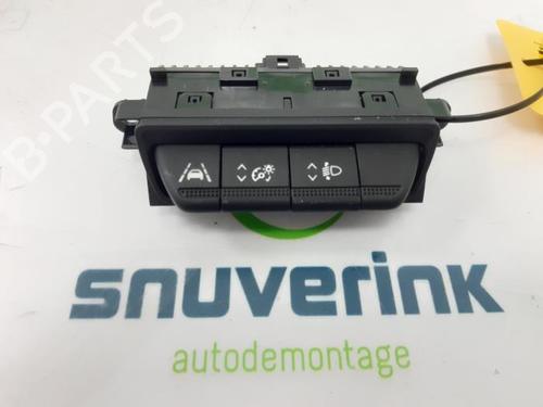 Used Headlight switch Headlight switch RENAULT CLIO V (B7_) 1.0 TCe 90 (B7MT) (91 hp) 40576037 40576037