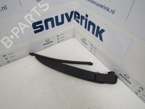 Used Rear windshield wiper arm RENAULT CLIO IV Grandtour (KH_) 1.5 dCi 90 (KHN3, KHN4) (90 hp) 13188579