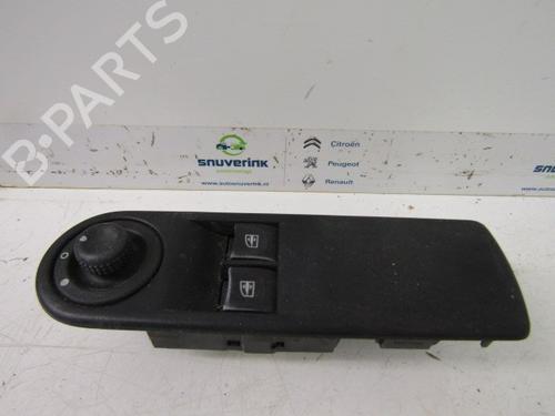 Used Switch RENAULT CLIO IV (BH_) 0.9 TCe 90 (BHNF, BHMA, BHMH, BHJK, BHJR) (90 hp) 10792241