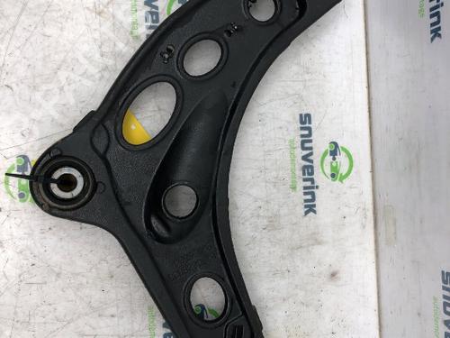 Used Left front suspension arm RENAULT TRAFIC III Van (FG_) 1.6 dCi 145 (FGMG) (145 hp) 17676572