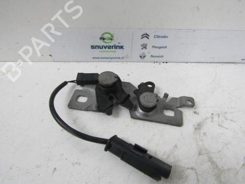 Used Hood lock Hood lock PEUGEOT EXPERT Van (V_) 2.0 BlueHDi 120 (122 hp) 40589786 40589786