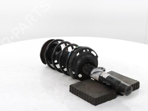 Right front shock absorber CITROËN C3 III (SX) 1.2 PureTech 82 | BP30186204M17 